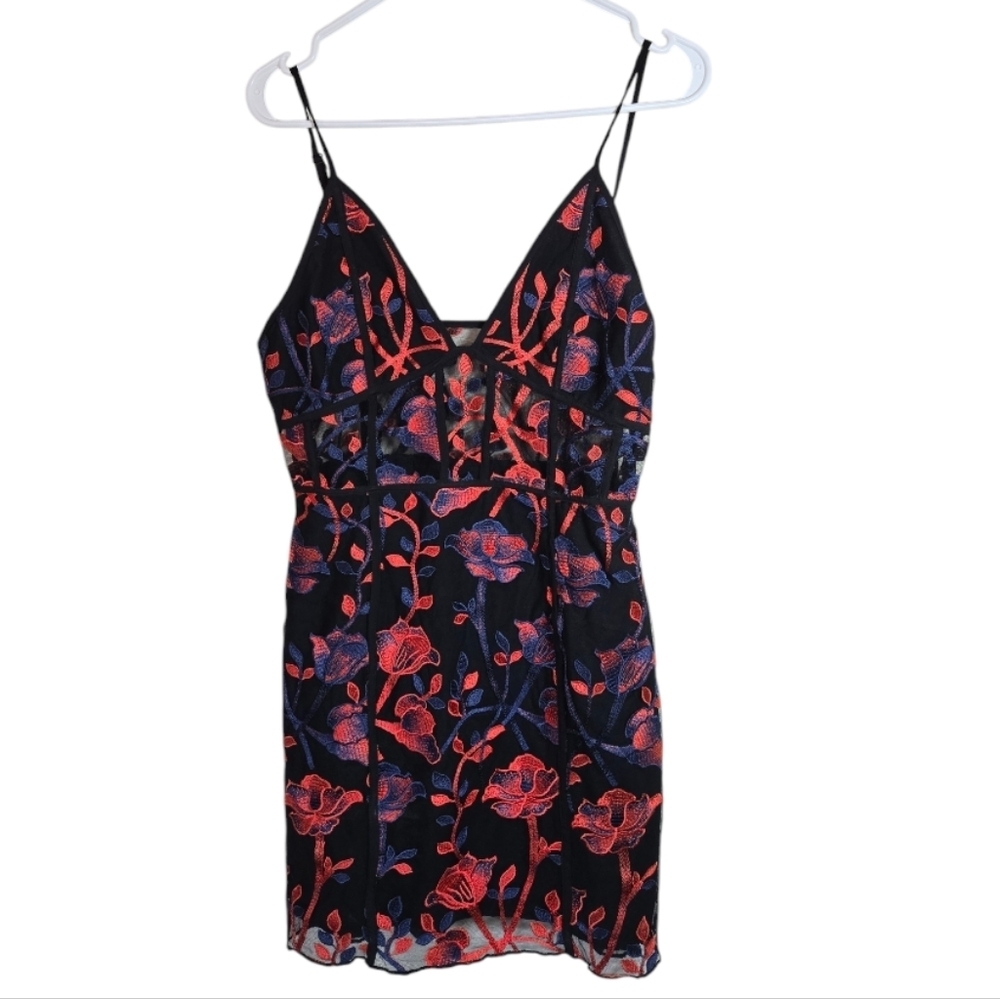 Tobi Rose Black Multi Embroidered Bodycon Dress, Size Medium - Picture 2 of 6